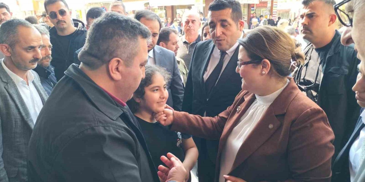 Bakan Yanık: "60 yıl önce Devrim arabalarına yaptıklarını şu an Togg’a yapıyorlar"