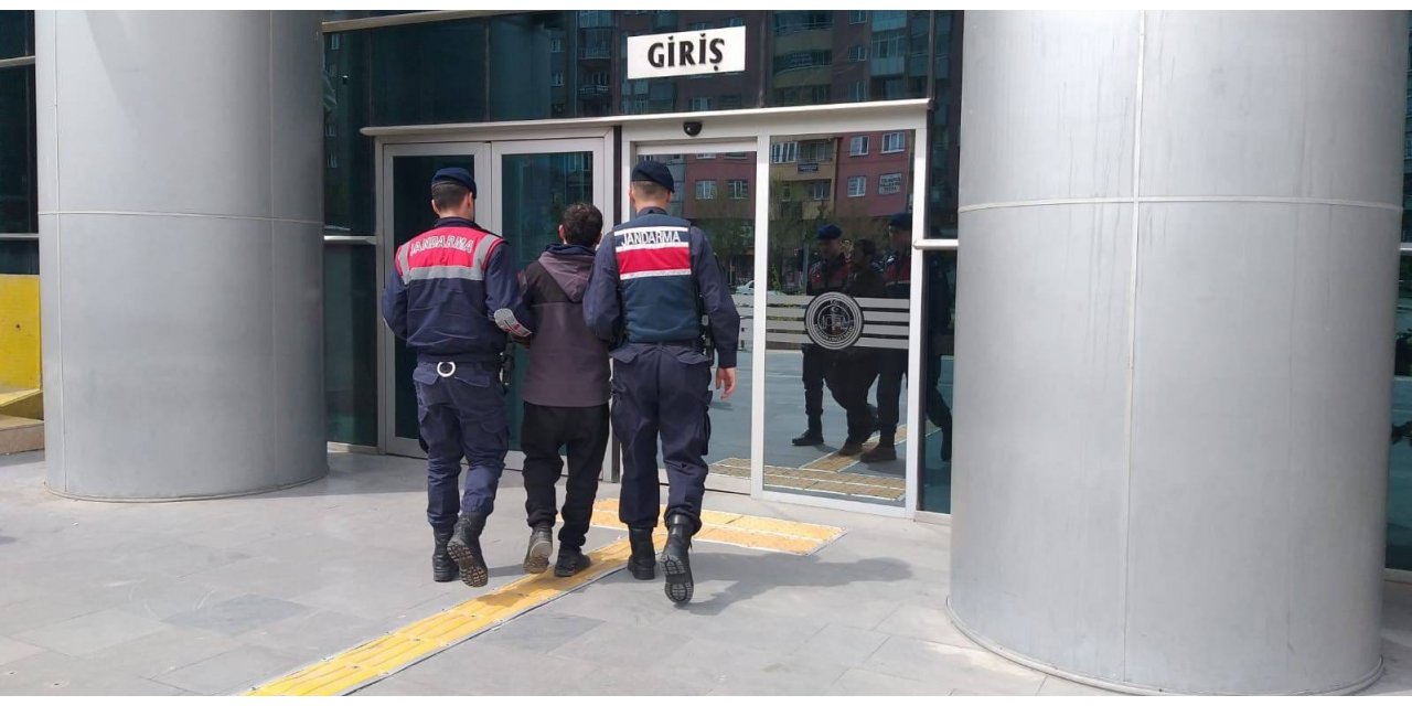 Aranması olan 3 şüpheli jandarma ekiplerince yakalandı