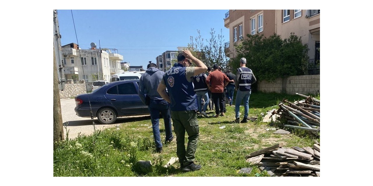 Kavgayı ayırmak için balkondan atlayarak yaralandı