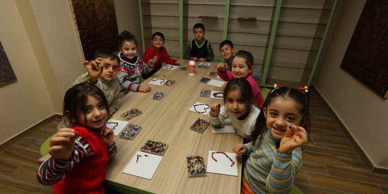 Büyükşehir’den ara tatilde çocuklara kitap sürprizi