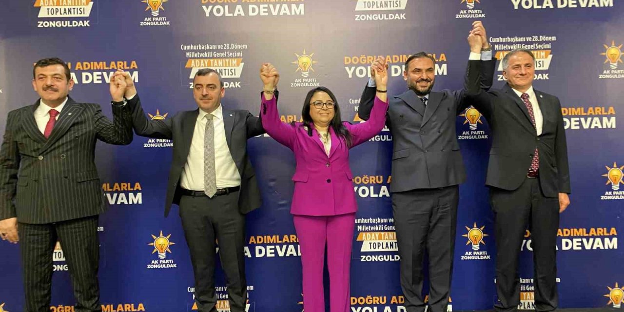 AK Parti adaylarını tanıttı