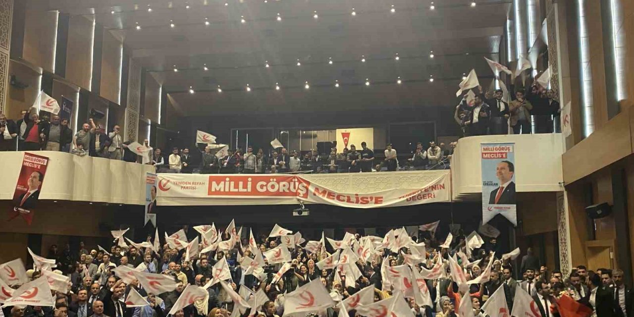 Yeniden Refah Partisi’nin İstanbul milletvekili aday tanıtım toplantısı yapıldı