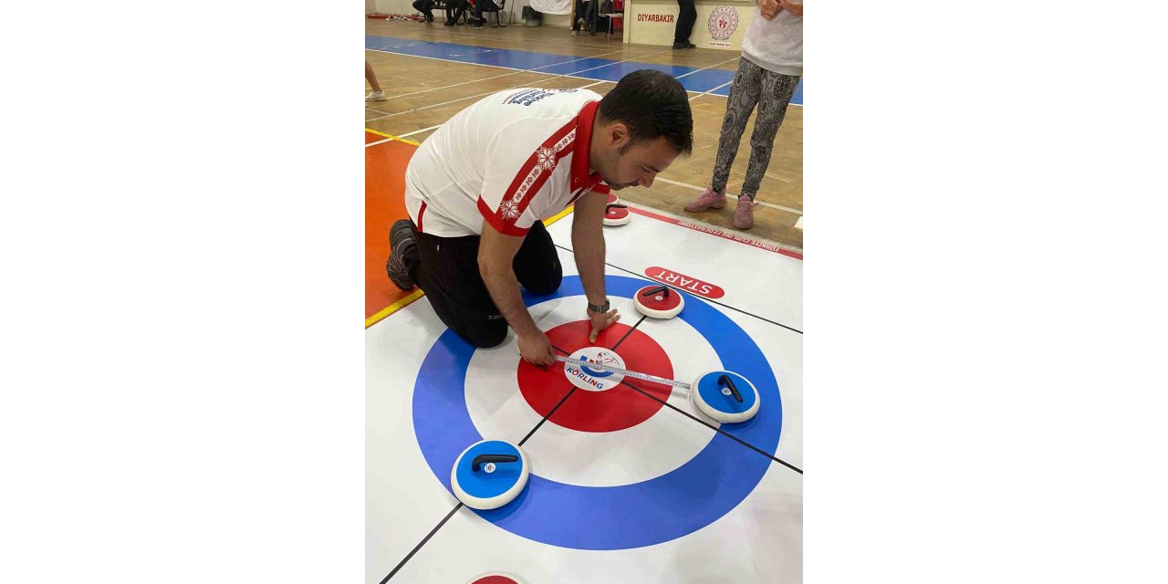 Diyarbakır’da 23 Nisan Floor Curling müsabakaları tamamlandı