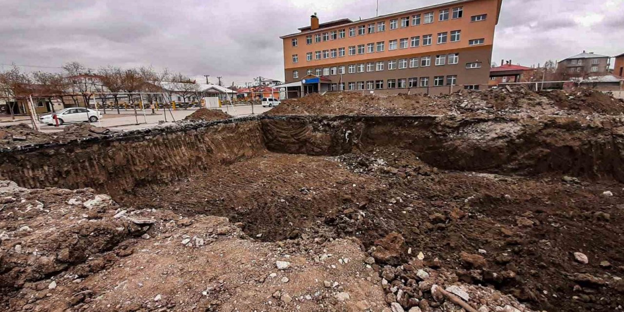 Van’da kaçak hafriyatla mücadele çalışması