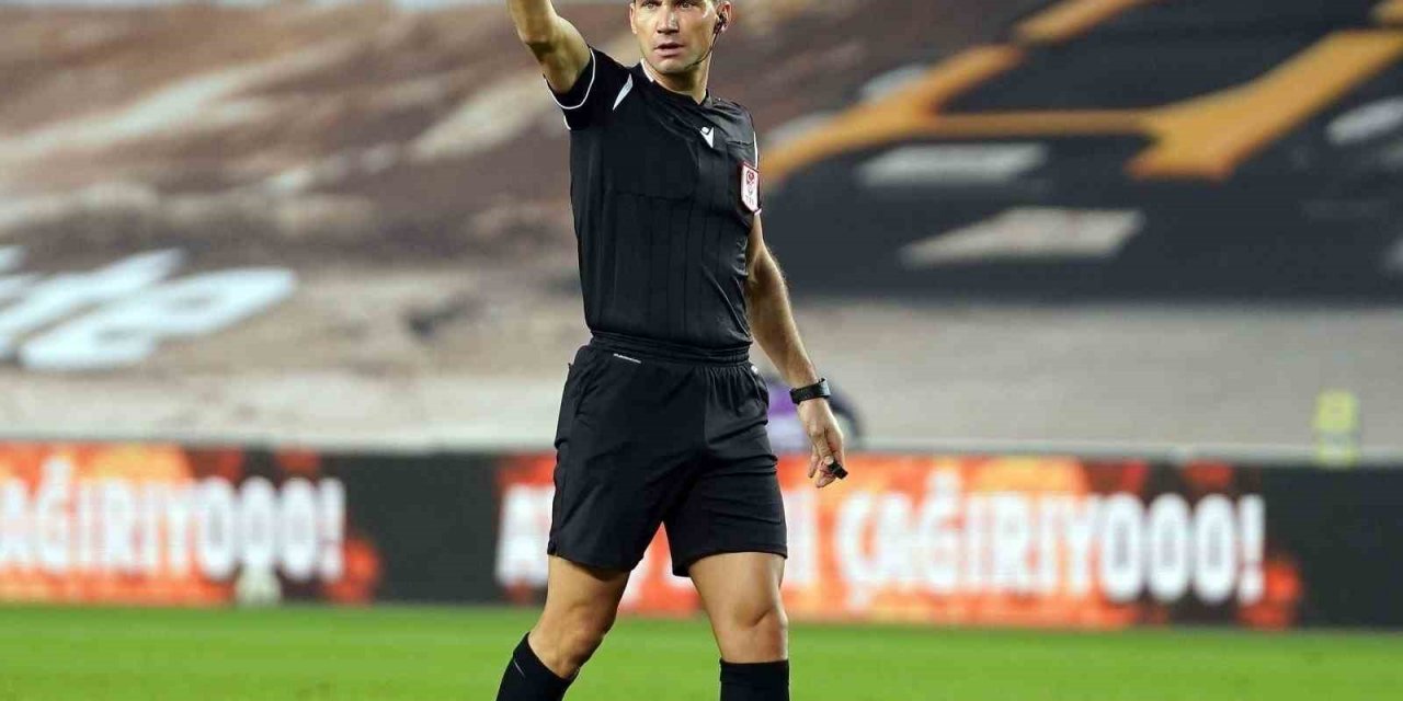 Sivasspor - Trabzonspor maçında Bahattin Şimşek düdük çalacak