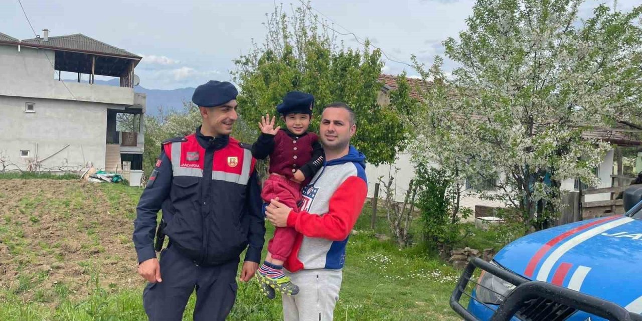 Kaybolan çocuk için köy halkı seferber oldu