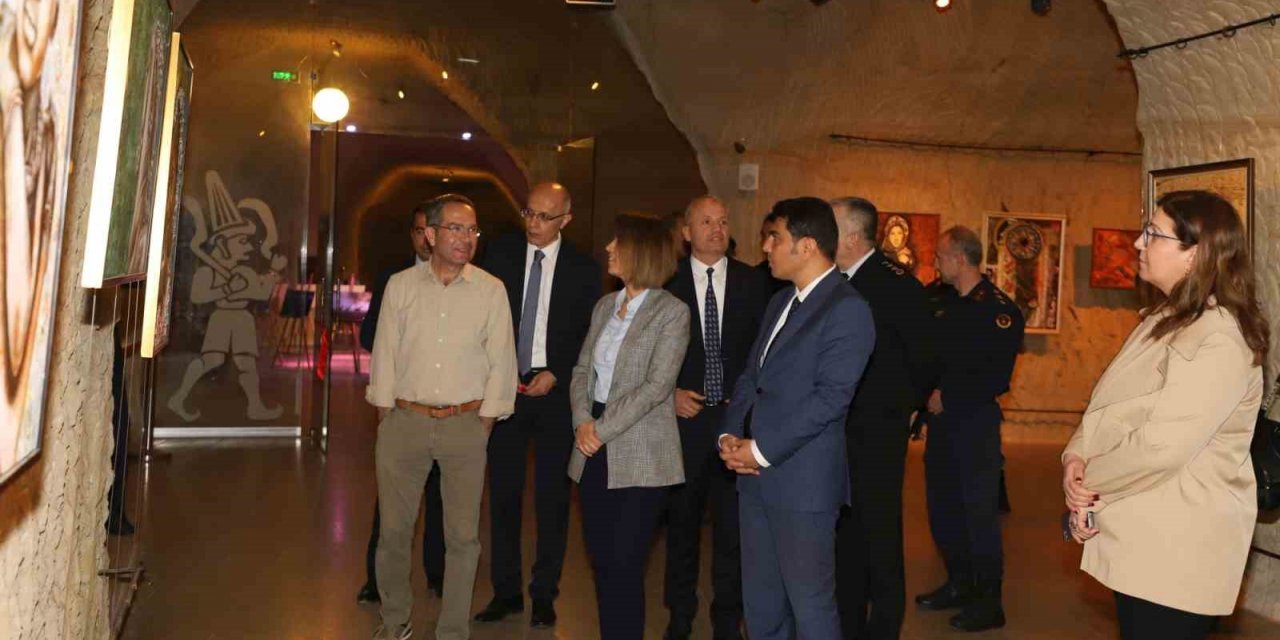 ’Geçmişten Günümüze Fotoğraflarla Kapadokya’ temalı fotoğraf sergisi açıldı