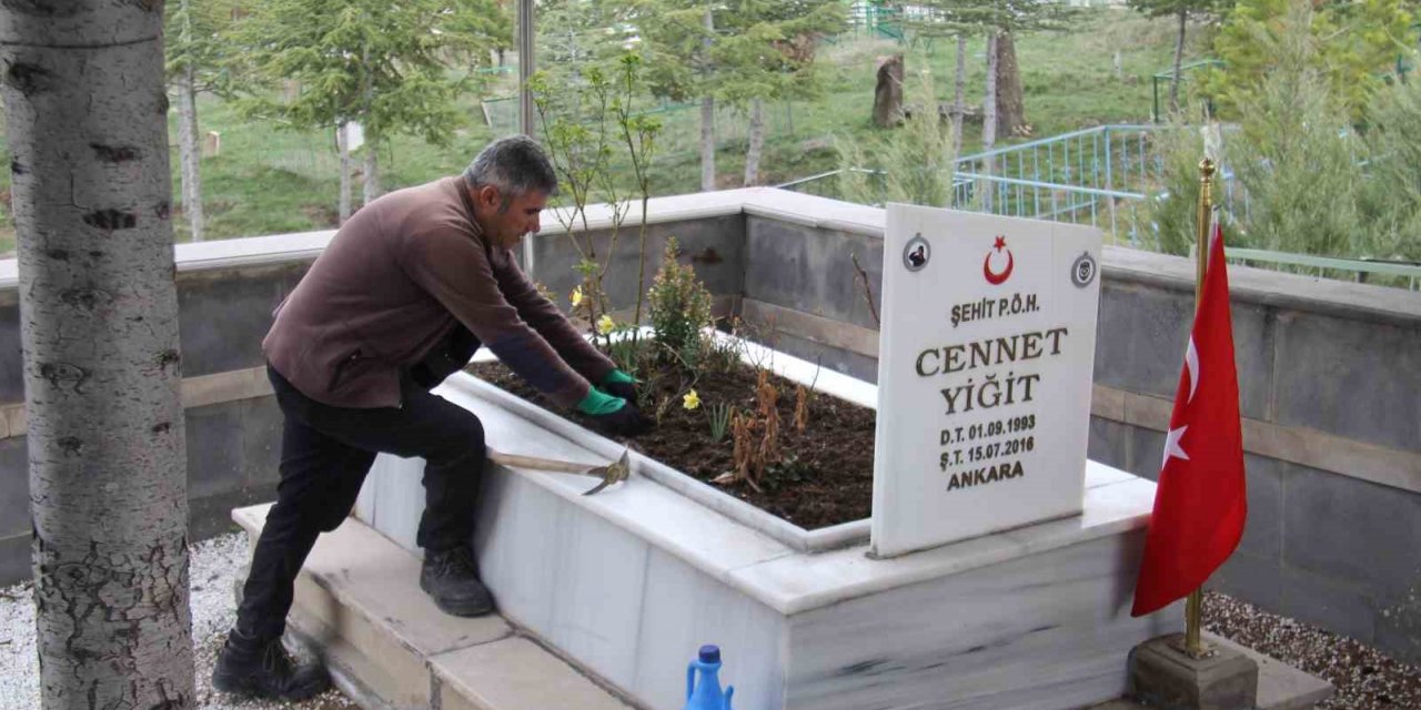 Bünyan’da mezarlıklar temizlendi