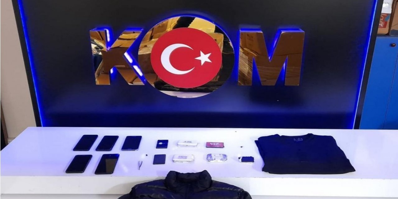 ÖSYM’nin sınavında kopya düzeneği kullanan 4 kişi yakalandı