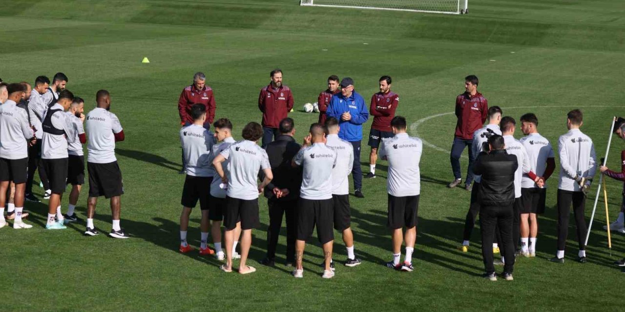Trabzonspor, Sivasspor maçı hazırlıklarına ara vermeden başladı