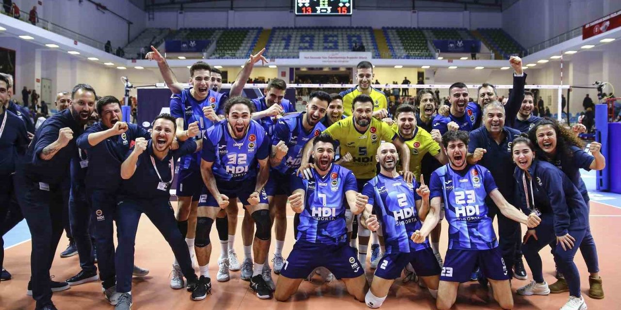 Kupa Voley’de finalin adı, Halkbank - Fenerbahçe