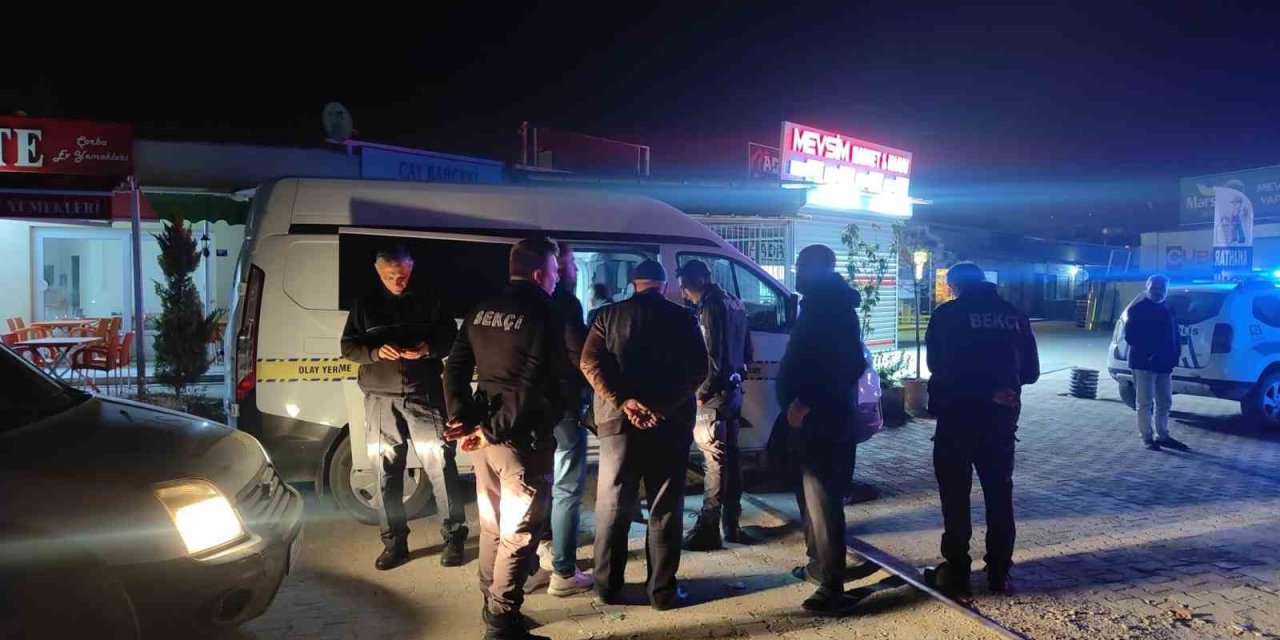 Gürültü yapan esnaf arkadaşını pompalı tüfekle yaraladı