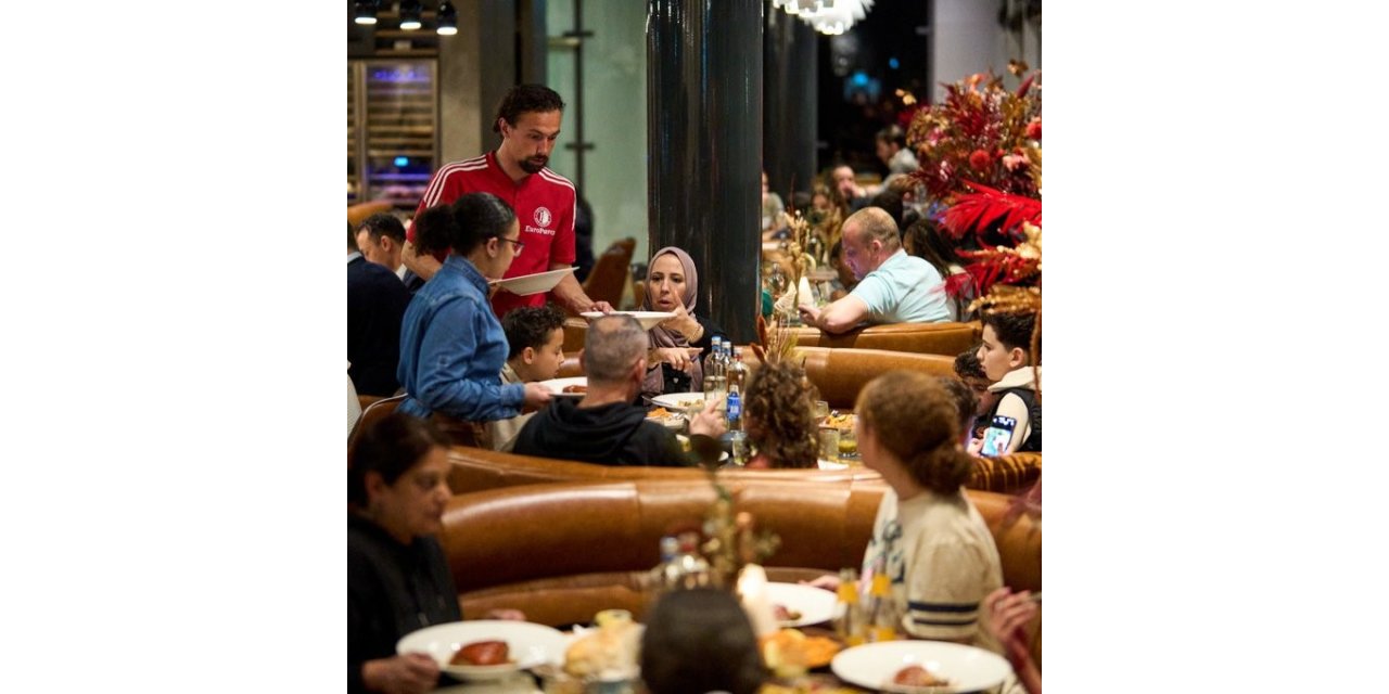 Orkun Kökçü ve takım arkadaşları, iftar organizasyonu düzenledi