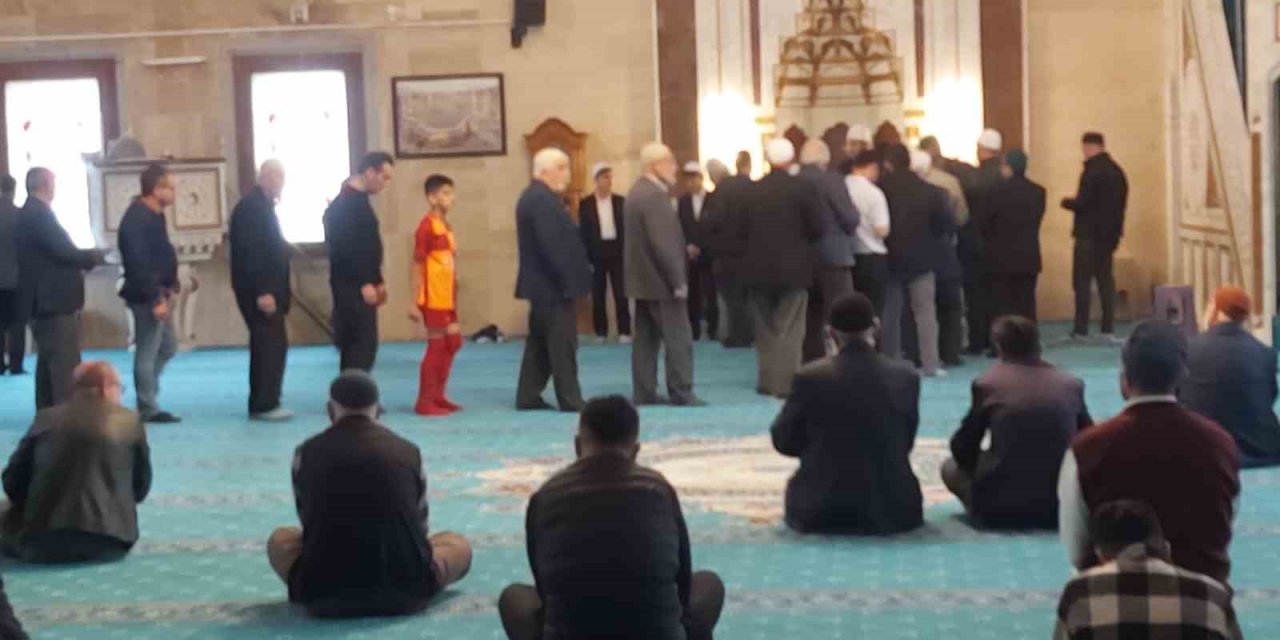 Sorgun’da sakal-ı şerif ziyarete açıldı