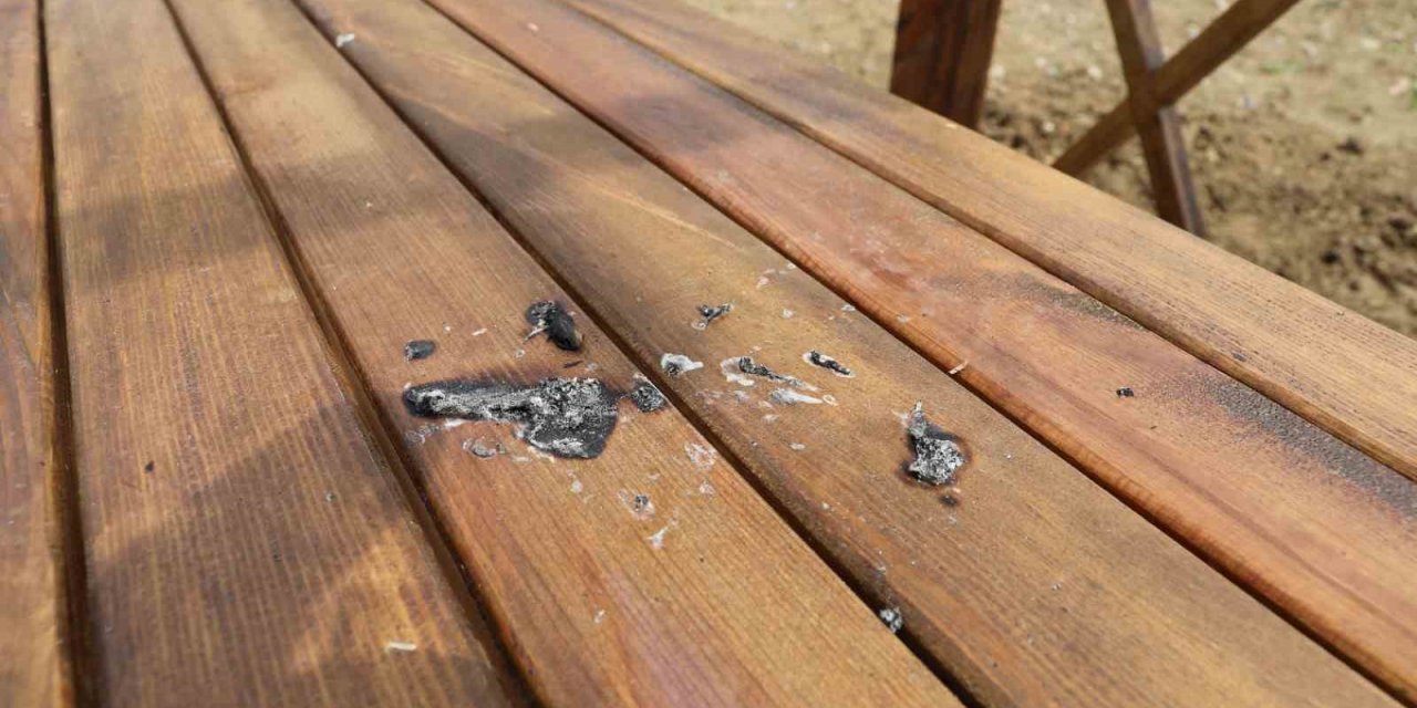 Açılışı yapılmadan park tahrip edildi