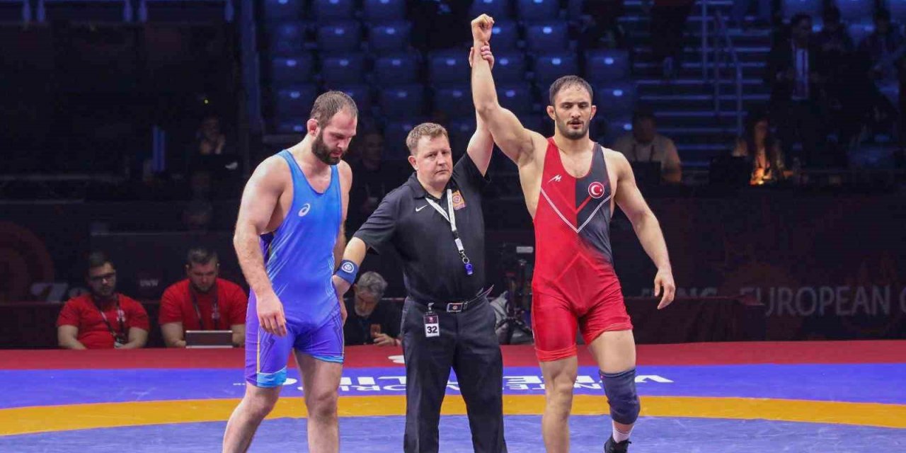 İbrahim Çiftçi, Avrupa Güreş Şampiyonası’nda bronz madalya kazandı