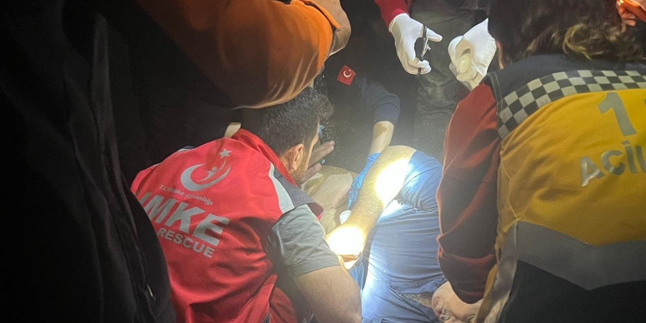 Siirt’te tarım aracı devrildi, sürücü ağır yaralandı