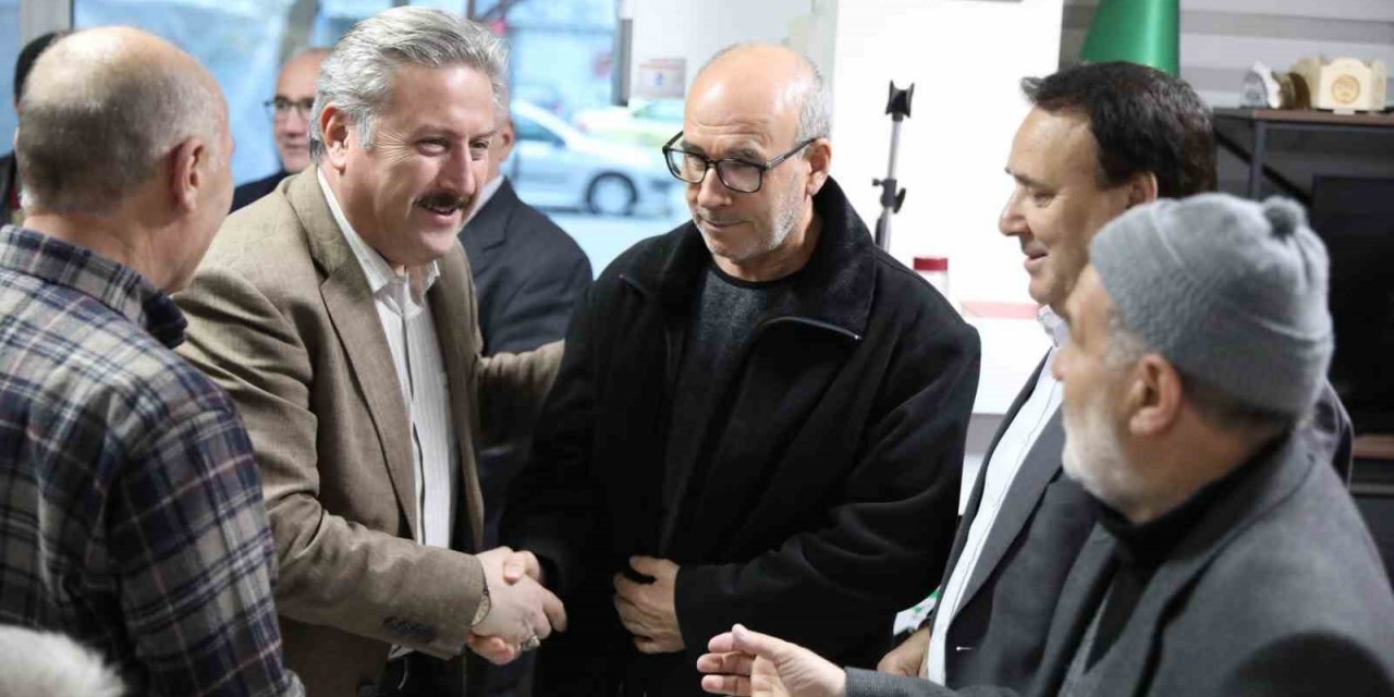 Başkan Palancıoğlu, Birleşik Kafkasya Derneği’nde depremzedelerle bir araya geldi