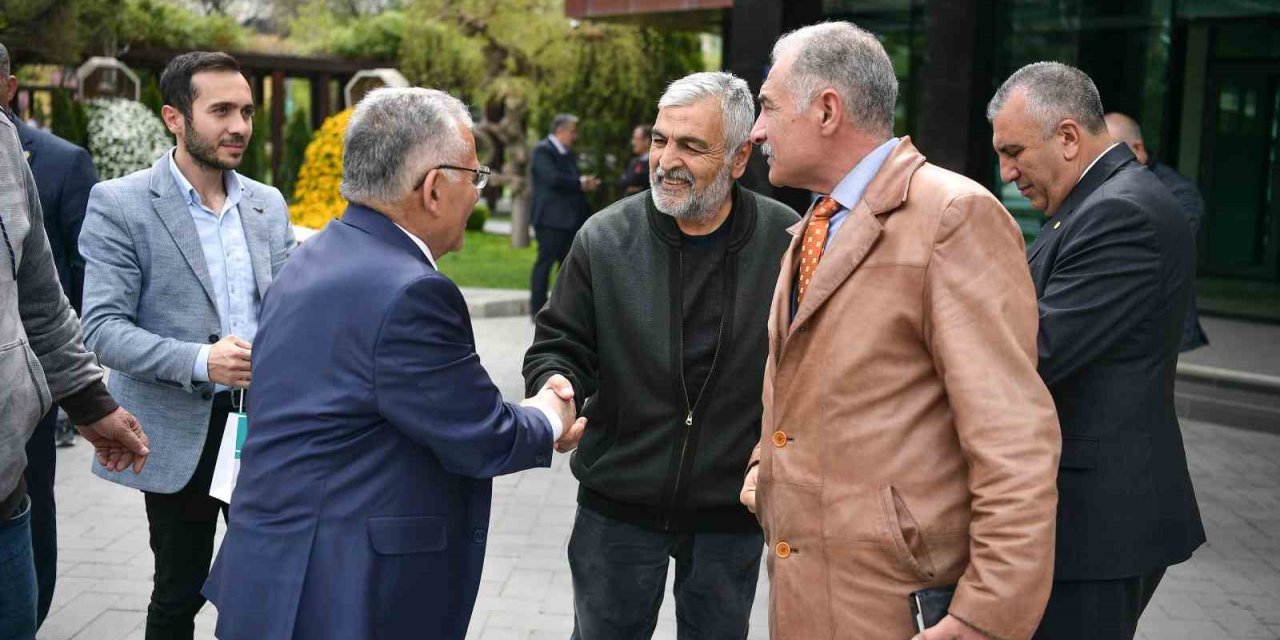 Bayram öncesi kolonyalar Başkan Büyükkılıç’tan