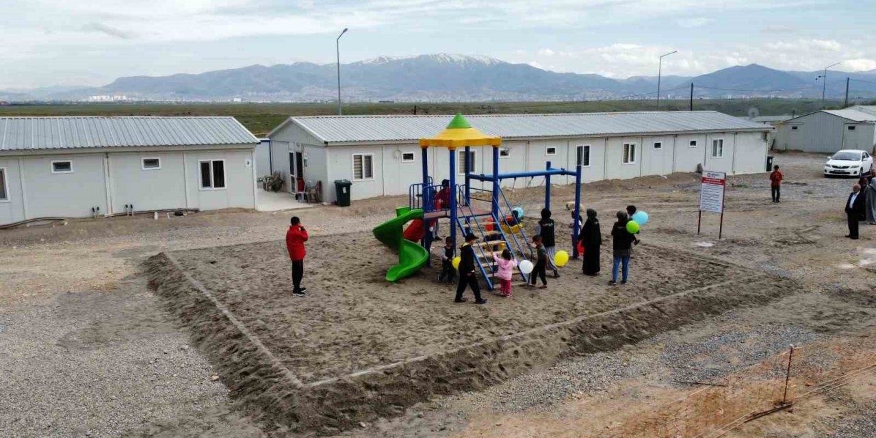 Malatya’da bir sanayi kuruluşu, işçileri için konteyner kent kurdu