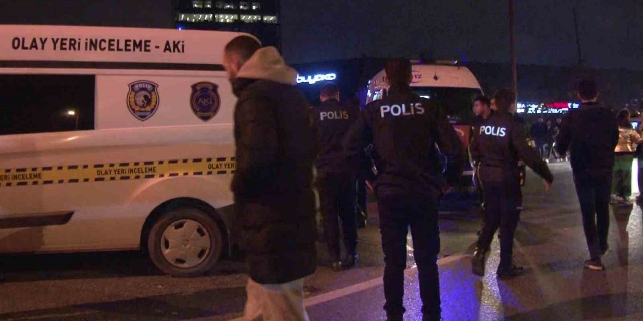 Ümraniye’de kontrolden çıkan motosikletin sürücüsü hayatını kaybetti