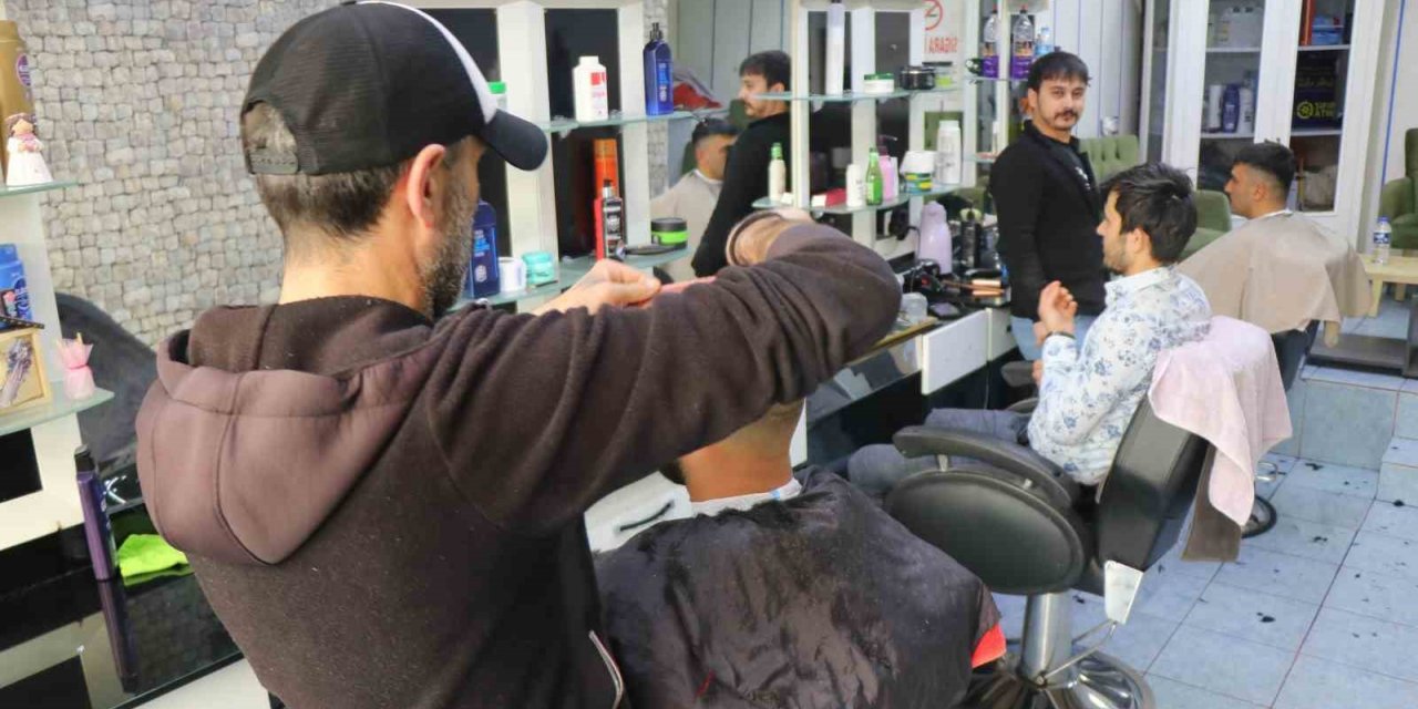 Berberlerde bayram mesaisi