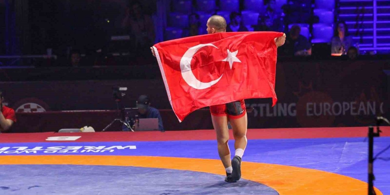 Feyzullah Aktürk: “Allah nasip etti, o rüyayı yaşıyorum”