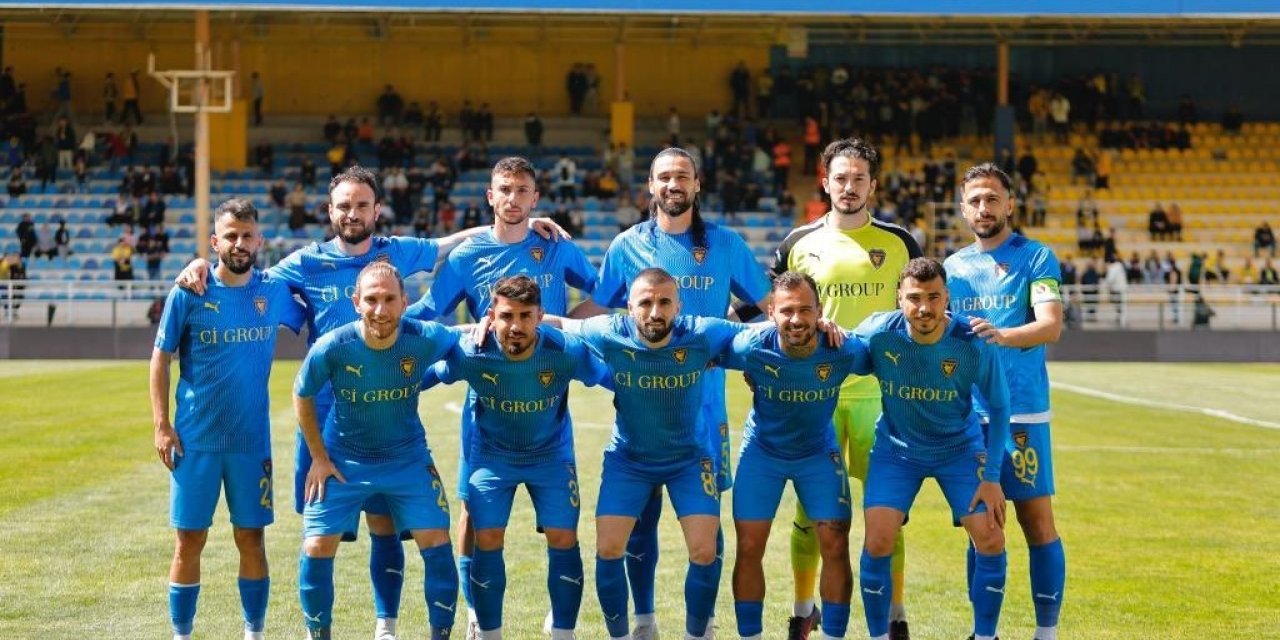 Bucaspor 1928, zirve takibini sürdürüyor