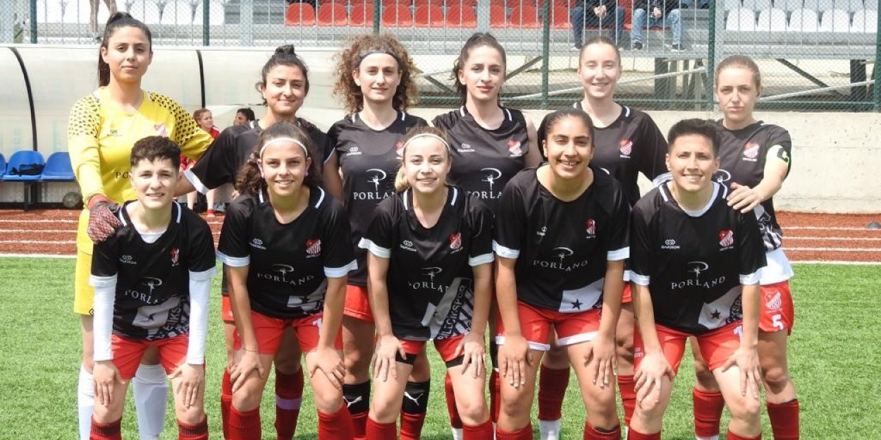 TFF Kadınlar 3. Lig: Bilecikspor: 1 - Bursa Demiryolu Gençlik ve Spor: 0
