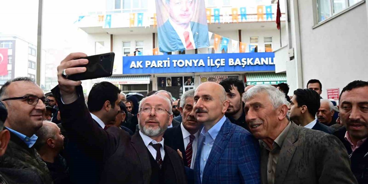 Bakan Karaismailoğlu: "Türkiye’de iki şey bitmez; bir AK Parti’nin icraatleri, iki CHP’nin yalanları"