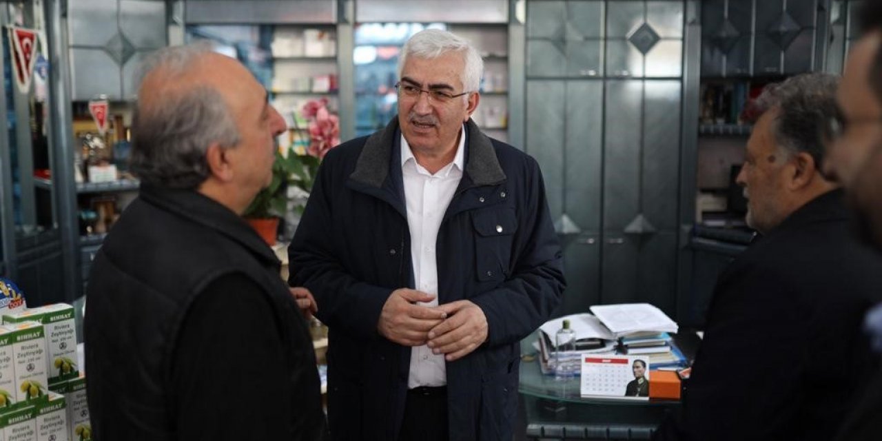 Öz; “Verilene razı olan ülkeden, hakkını arayan ülkeye”