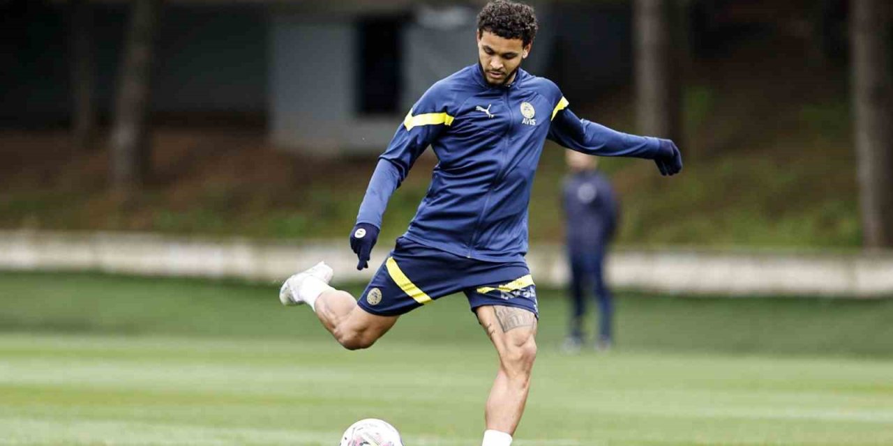 Fenerbahçe, İstanbulspor maçı hazırlıklarına başladı