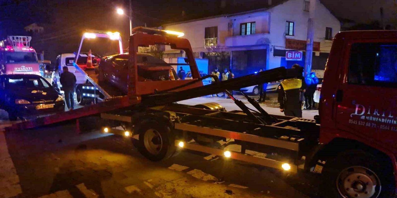 Tali yoldan çıkan araç kazaya sebep oldu: 4 yaralı