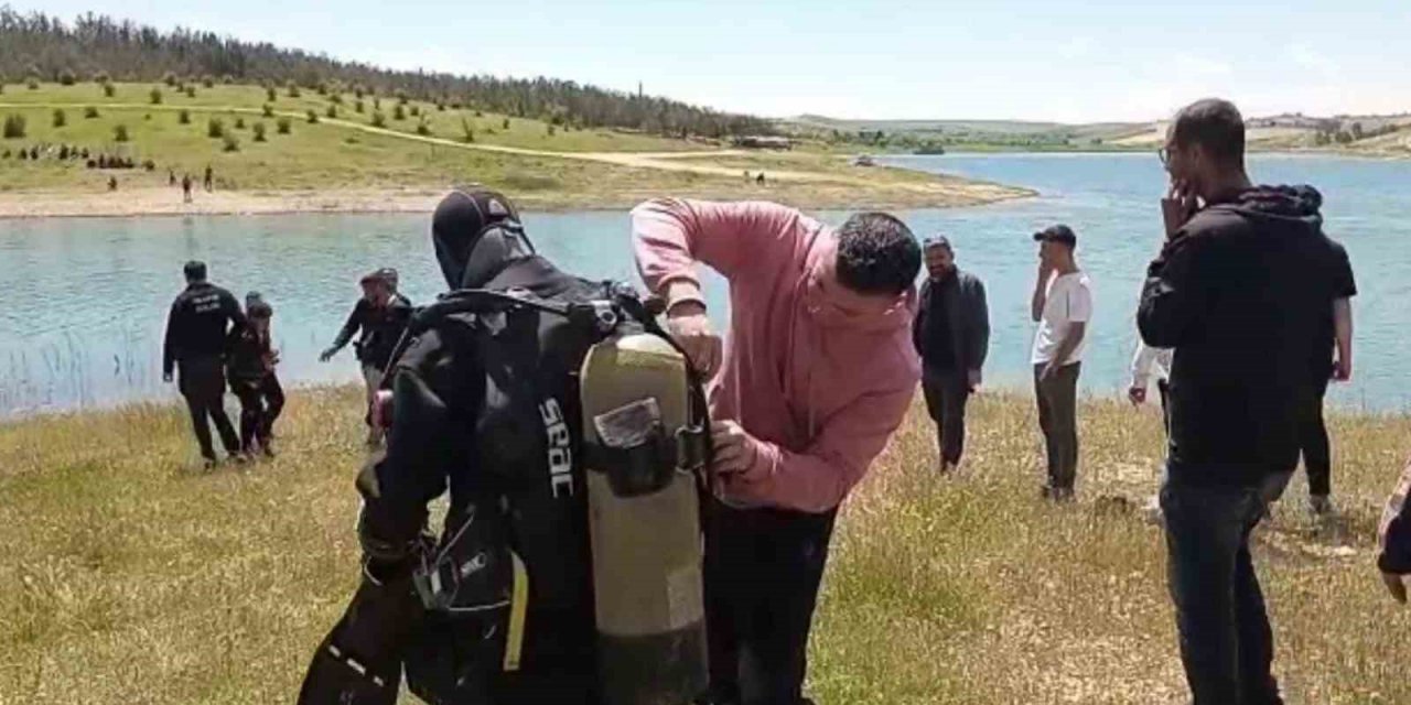 Bayram günü acı olay: Girdiği gölette boğuldu