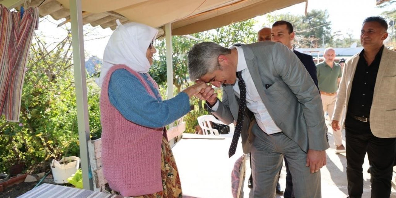 Başkan Oktay, büyükleri unutmadı