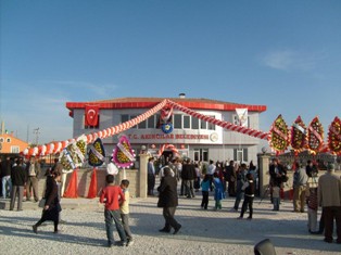 Akıncılar'a yeni belediye binası