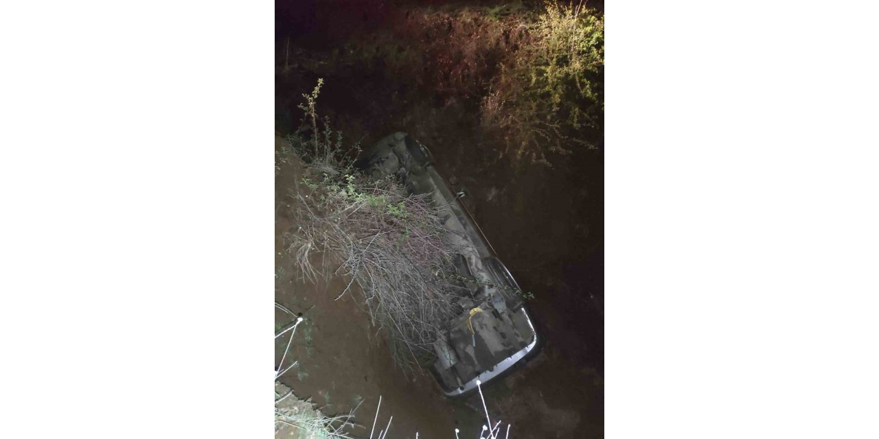 Amasya’da otomobil uçuruma devrildi, 6 yaralı