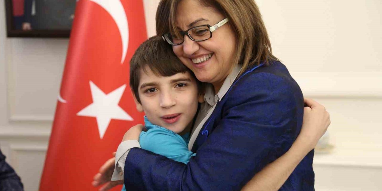 Gaziantep’ten 23 Nisan mesajları