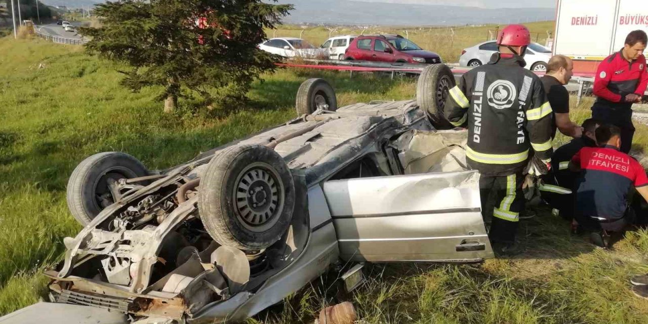 Bayram ziyaretinden dönen ailenin aracı takla attı: 1’i ağır 3 yaralı