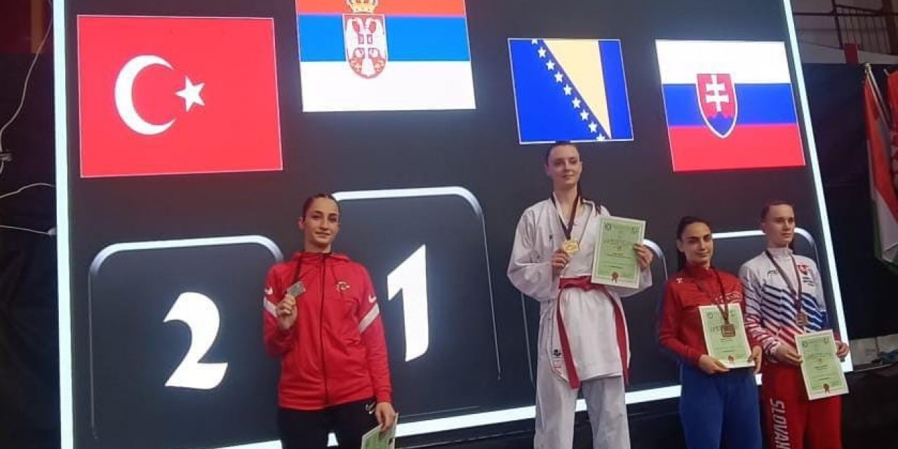 Milli karateci Sena Kızılaslan, Sırbistan’dan gümüş madalya ile Diyarbakır’a döndü