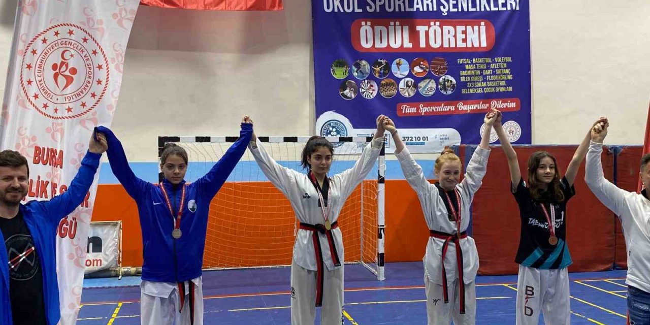 Osmangazili sporculardan çifte bayram