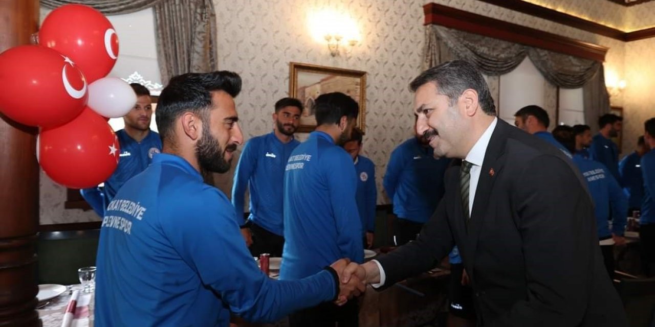 Başkan Eroğlu: "Bu takım şampiyon takım"