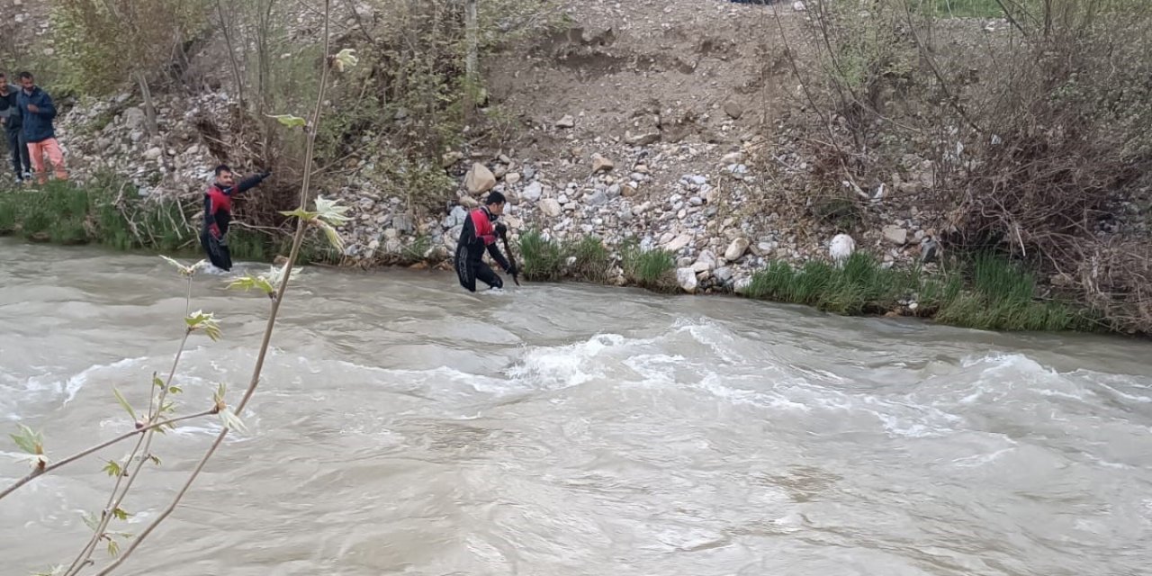 Malatya’da çaya düşen 8 yaşındaki kız hayatını kaybetti