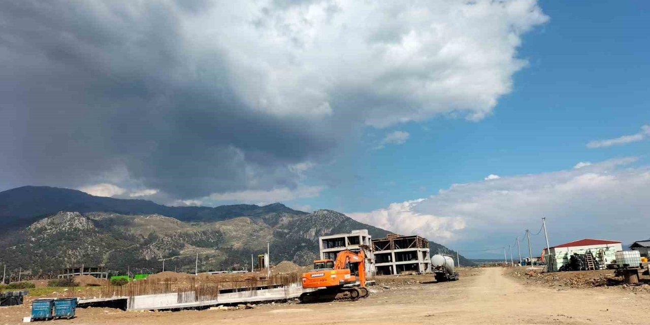 Köyceğiz’de TOKİ konutlarının inşaatı başladı