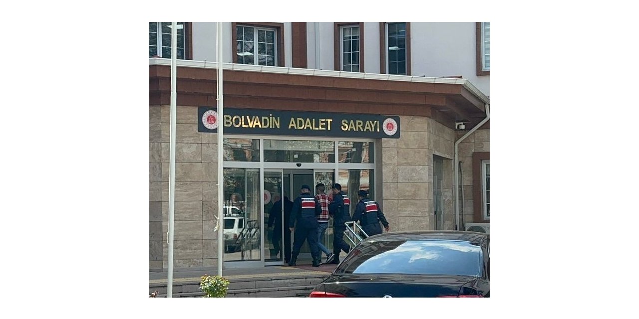 Cezaevi firarisi ticari takside yakalandı