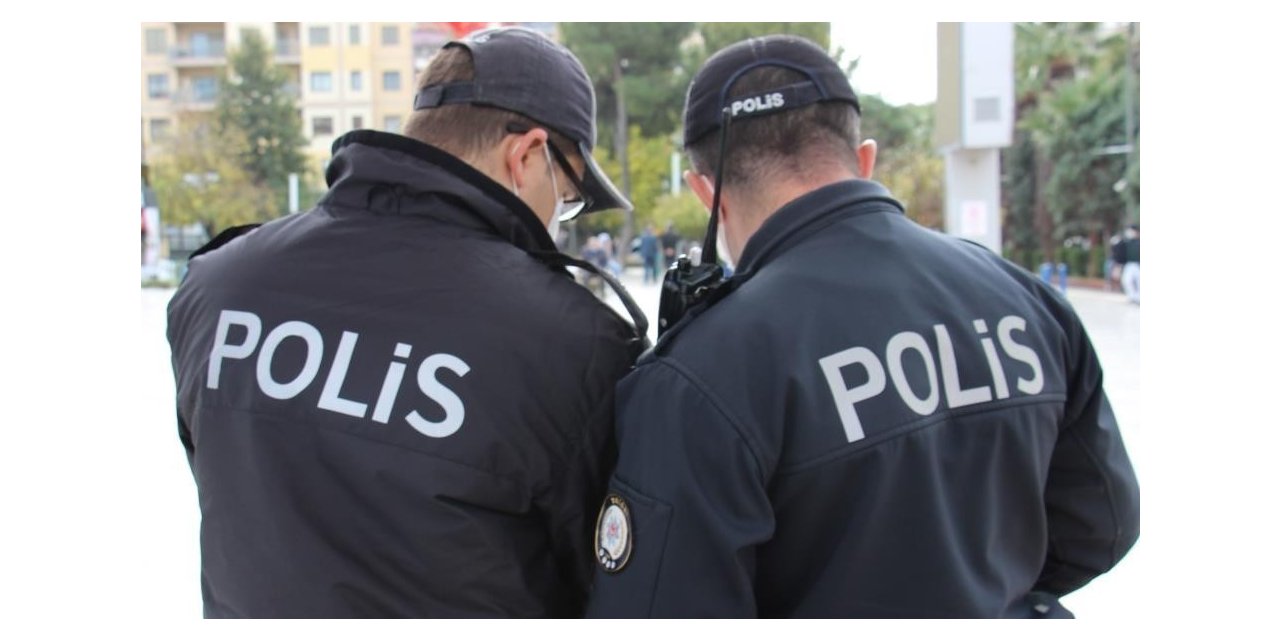 Cinayet hükümlüsü firari İzmir'de polis uygulamasında yakalandı