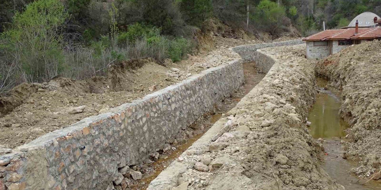 Emet Yeniceköy’de taşkın koruma projesi çalışmaları