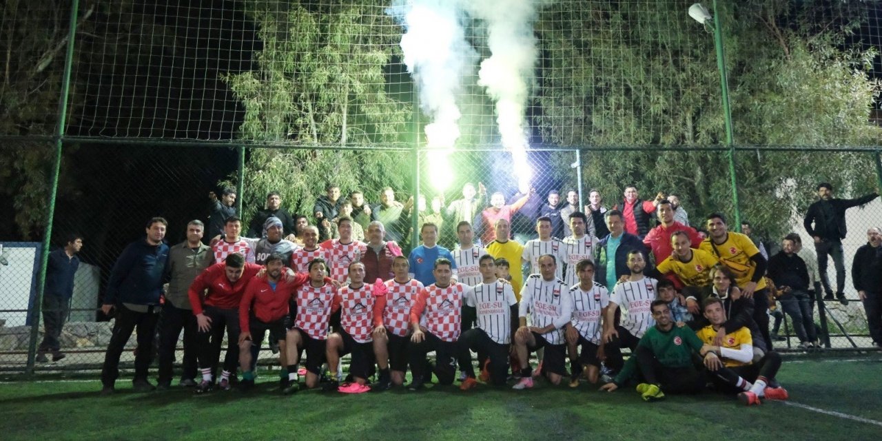 Bodrum’daki turnuvada şampiyon Otopark ekibi oldu