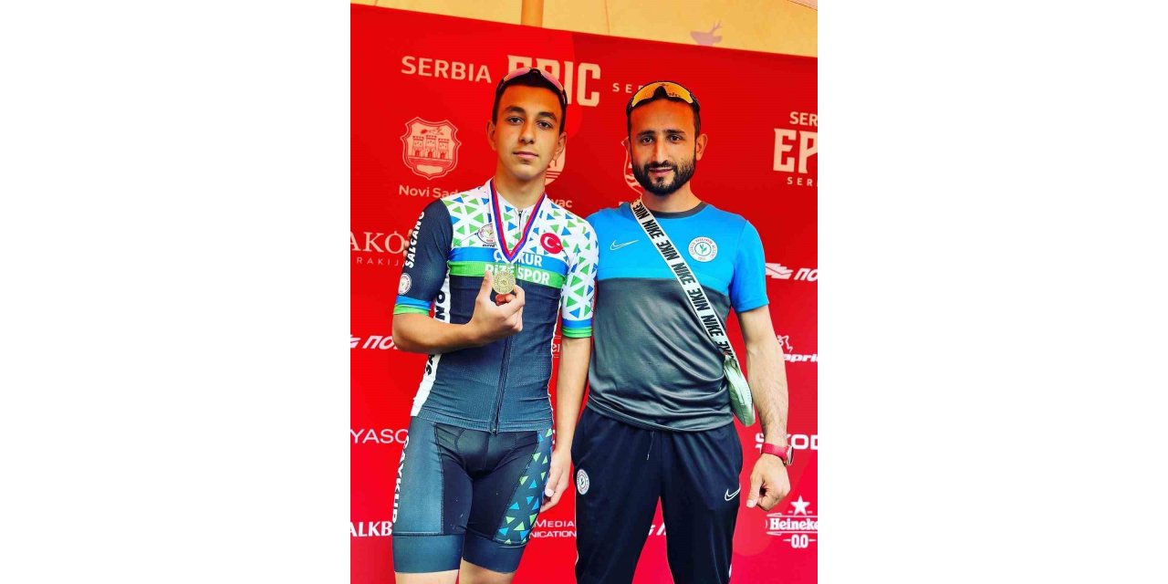 Çaykur Rizespor bisiklet takımından uluslararası başarı