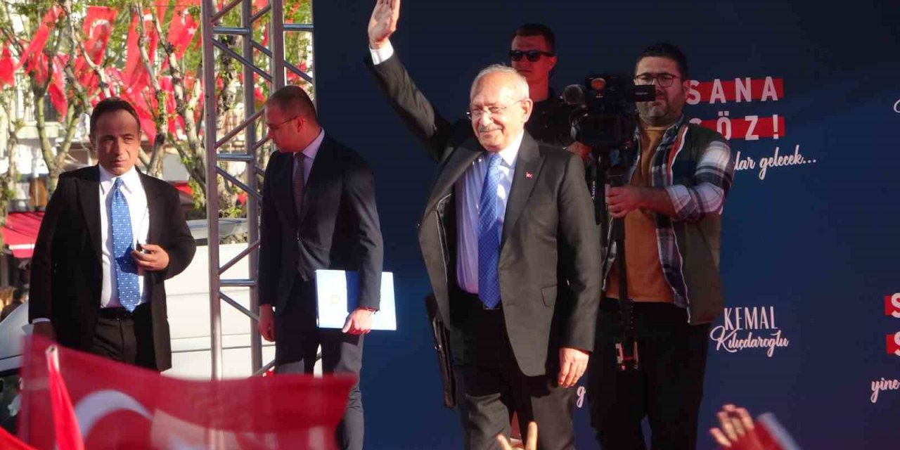 Millet İttifakı Cumhurbaşkanı Adayı Kılıçdaroğlu, Uşaklılara vaatlerini anlattı